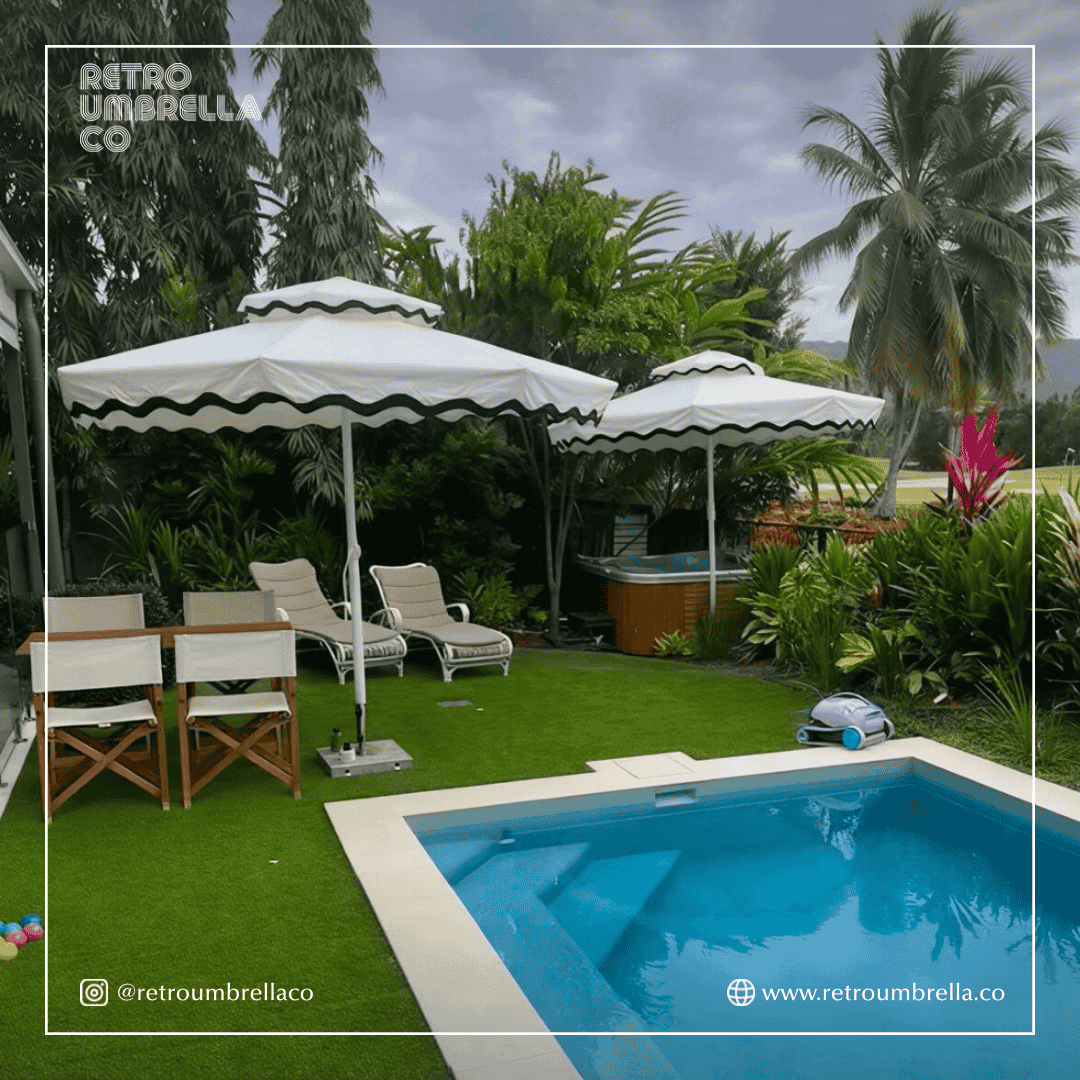 UGC of St Tropez Double Tier Umbrella